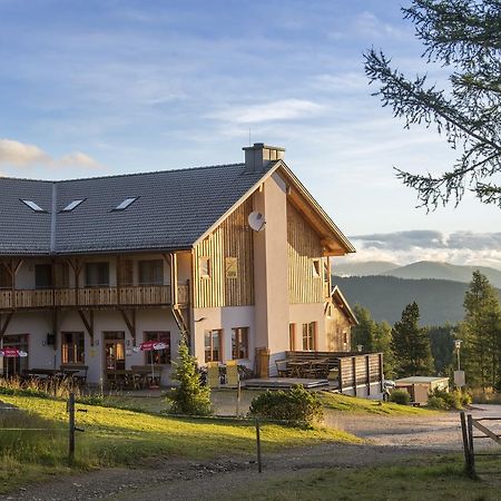 Jufa Hotel Hochrindl Exterior foto